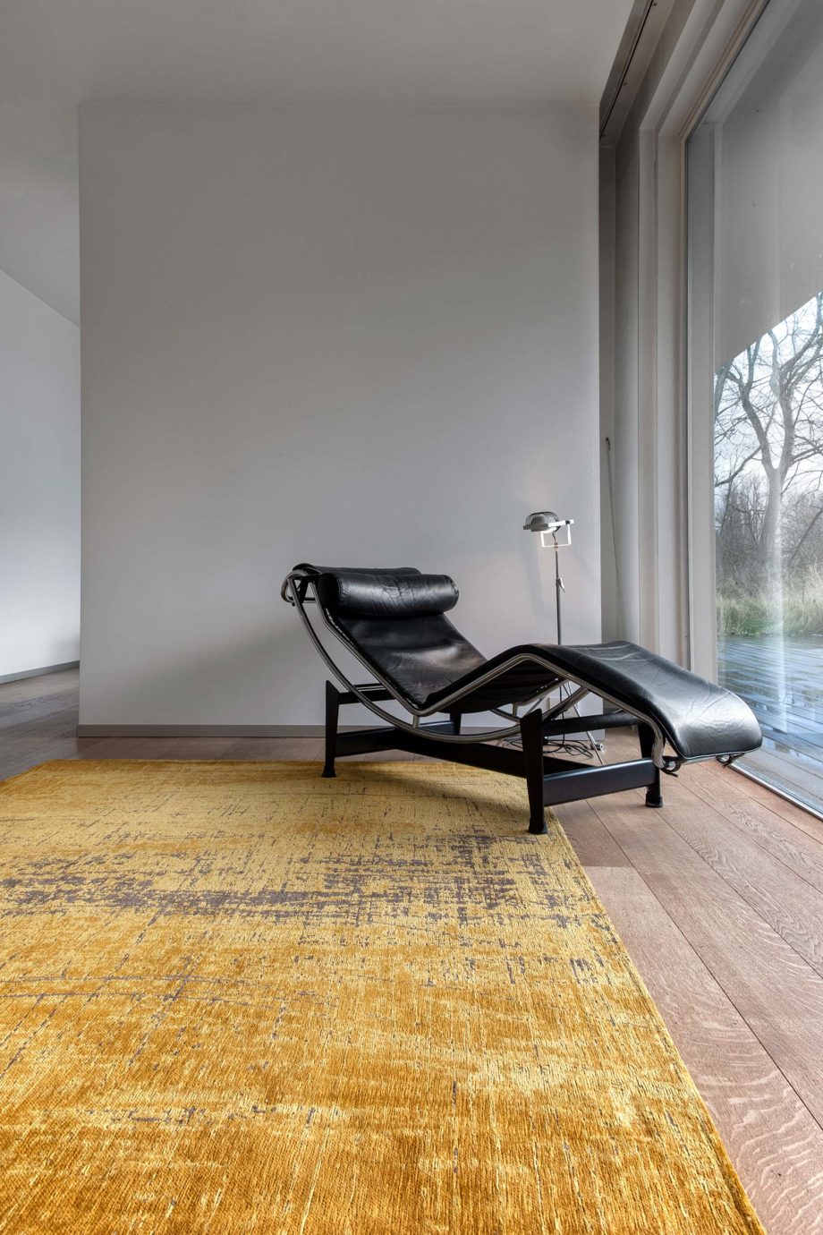 Louis De Poortere teppe LX 8550 Mad Men Griff Liberty Gold interior 1