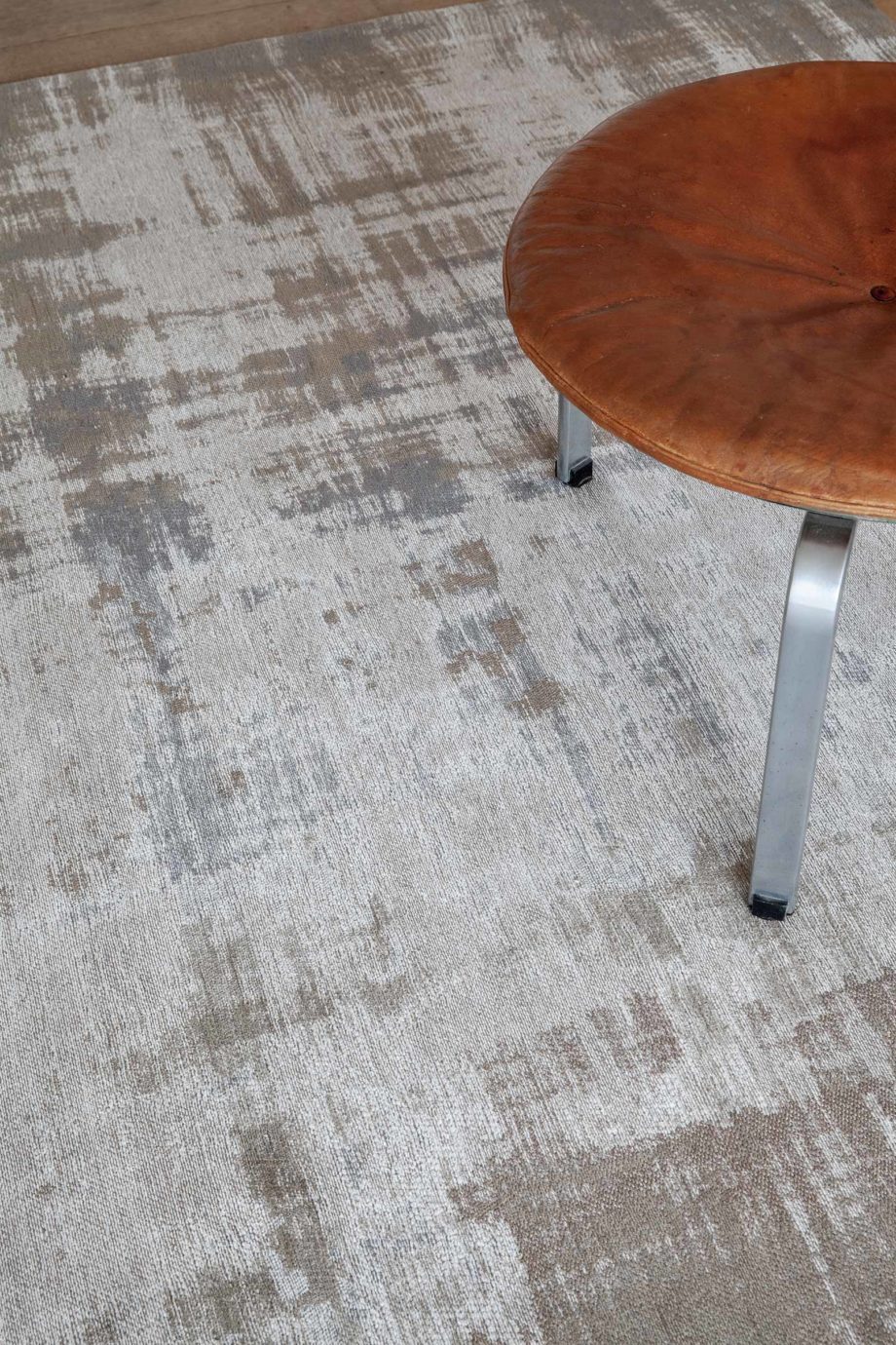 Louis De Poortere teppe LX 9195 Atlantic Venetian Dust Padua Beige interior 2