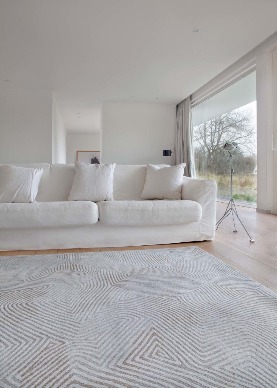 Louis De Poortere teppe LX 9228 Meditation Coral Oyster White interior 1