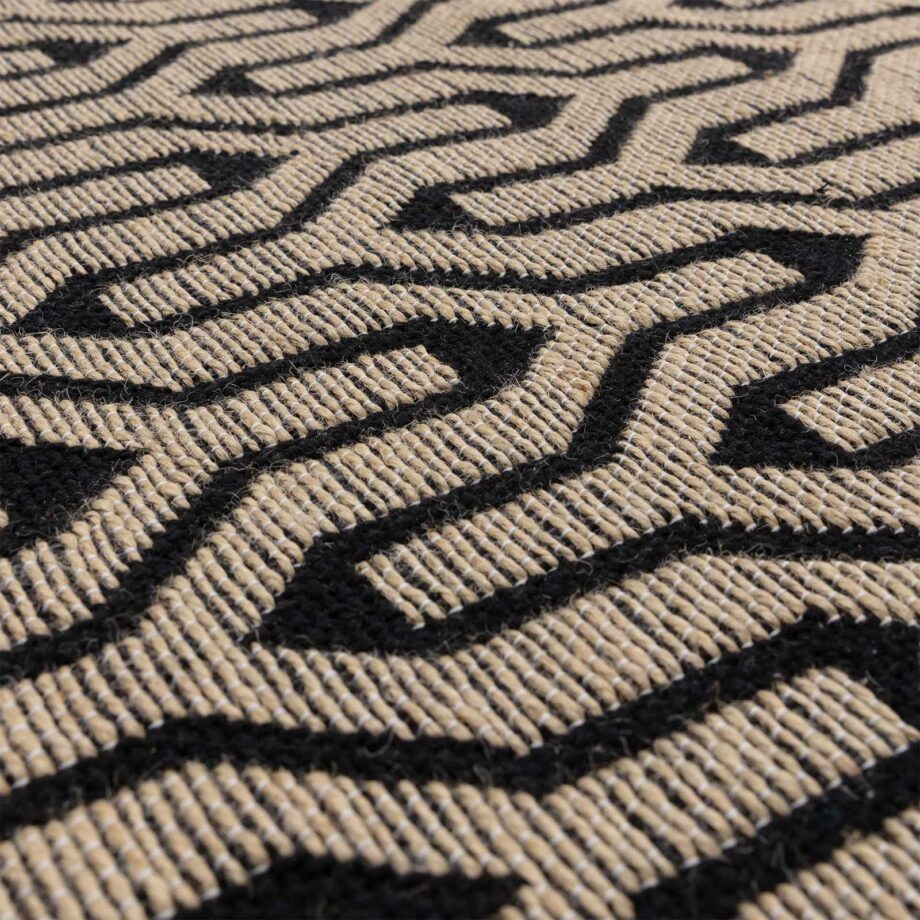 Asiatic Global 01 black lattice 4
