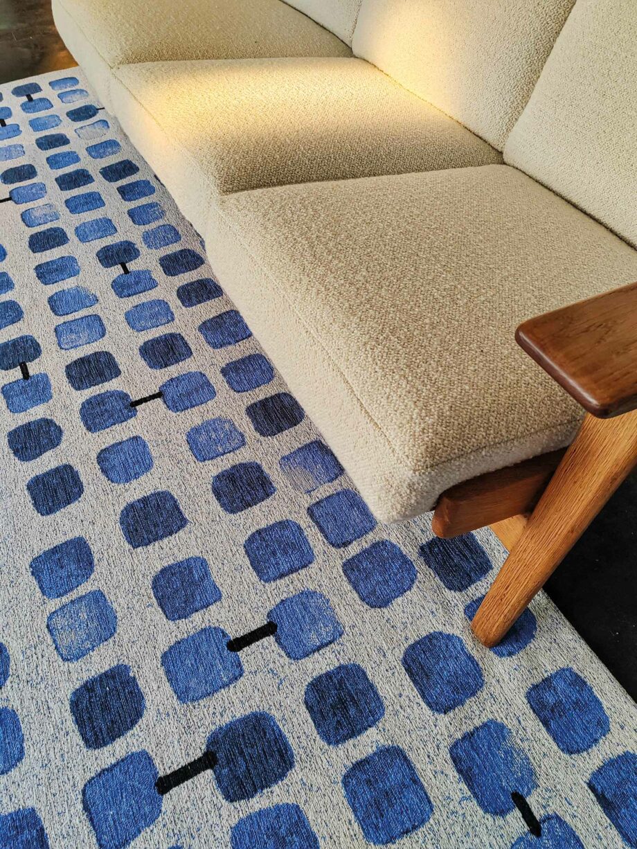 Louis De Poortere teppe Craft Cobblestone 9348 Amparo Blues interior 2