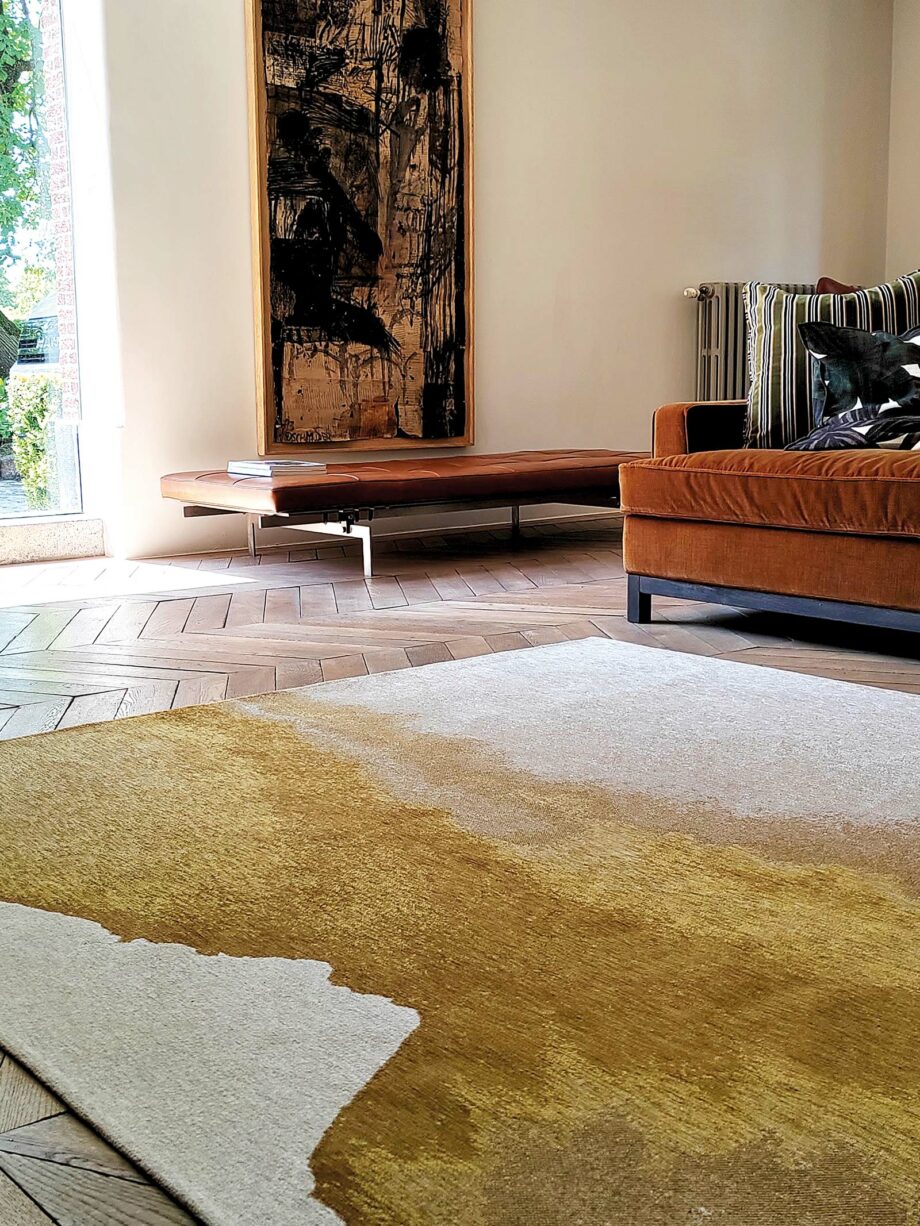 Louis De Poortere teppe Meditation Lagoon 9333 Sunset interior 1