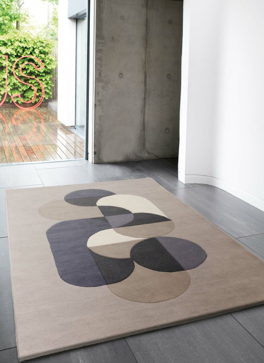 Asiatic teppe Matrix 92 Statement Light Grey interior