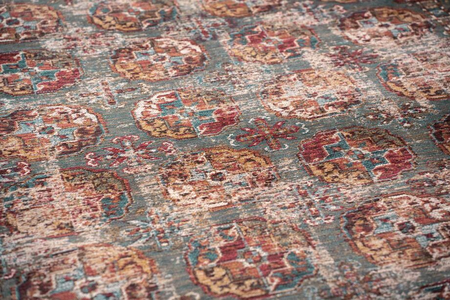 Louis De Poortere teppe Antiquarian Kasak 9845 Almati zoom