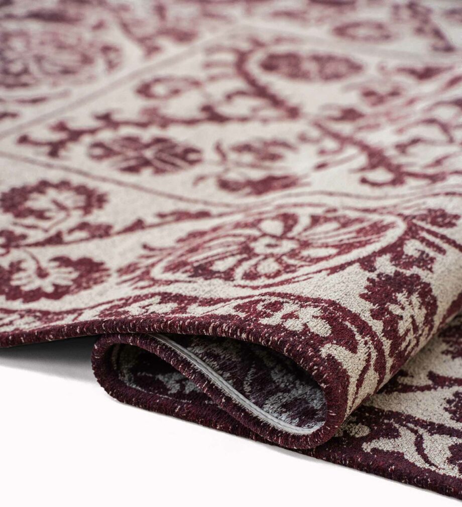 Louis De Poortere teppe Antiquarian Suzani 9734 Zephyr fold