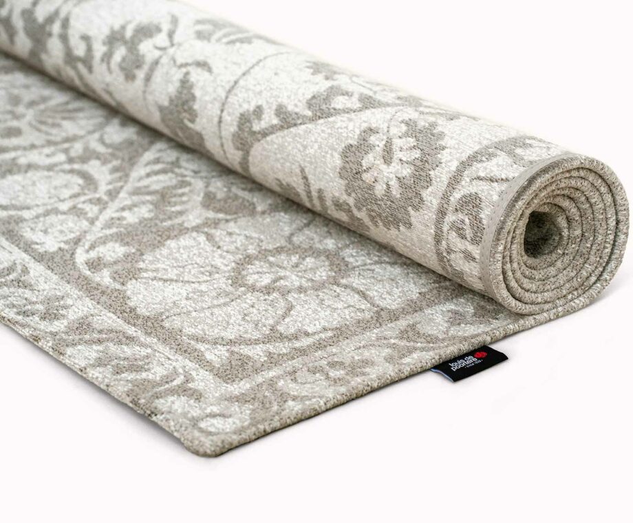 Louis De Poortere teppe Antiquarian Suzani 9846 Boree roll
